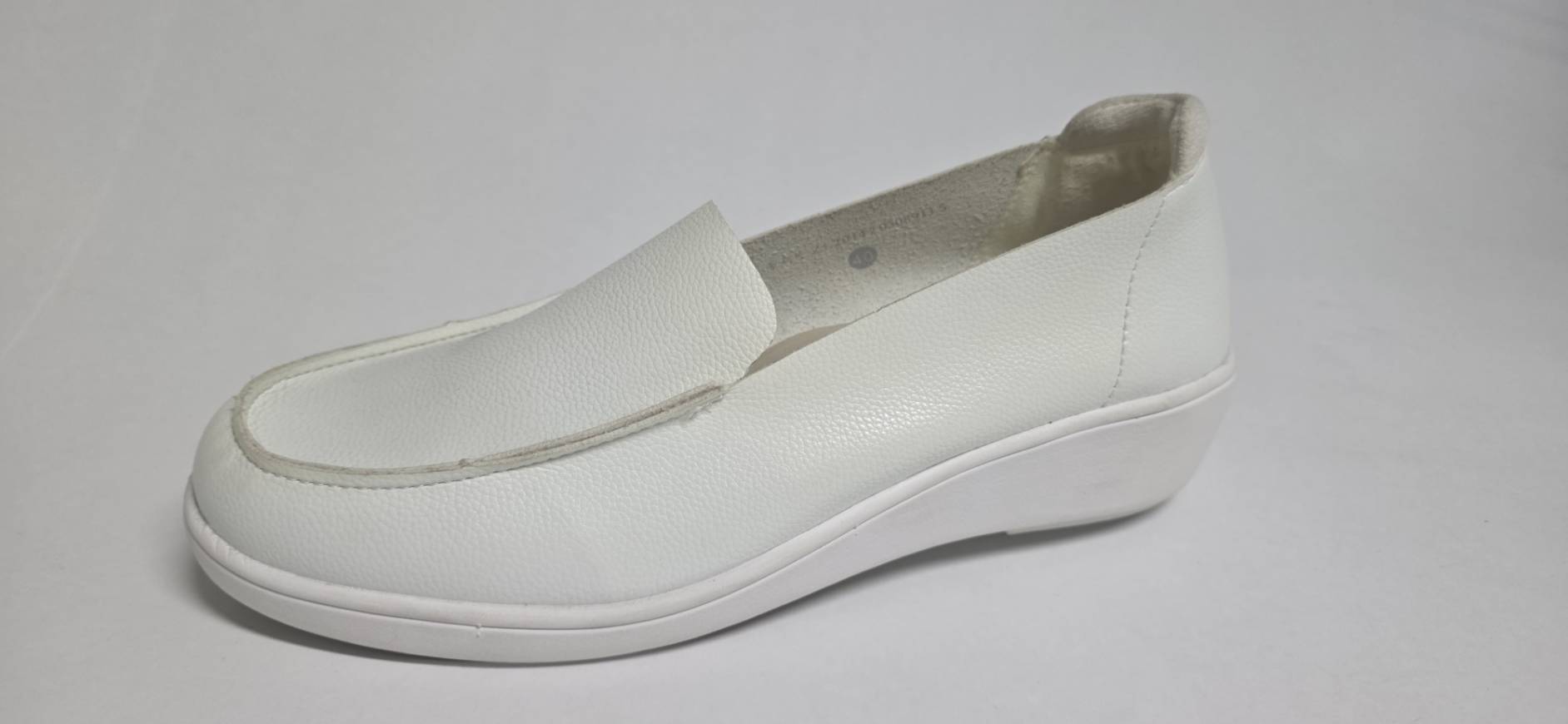 รองเท้าพยาบาล TALON Nurse Shoes